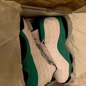 Air Jordan 12 Lucky Green’s